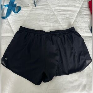 Lululemon Hotty Hot Low Rise Short 4" *Lined